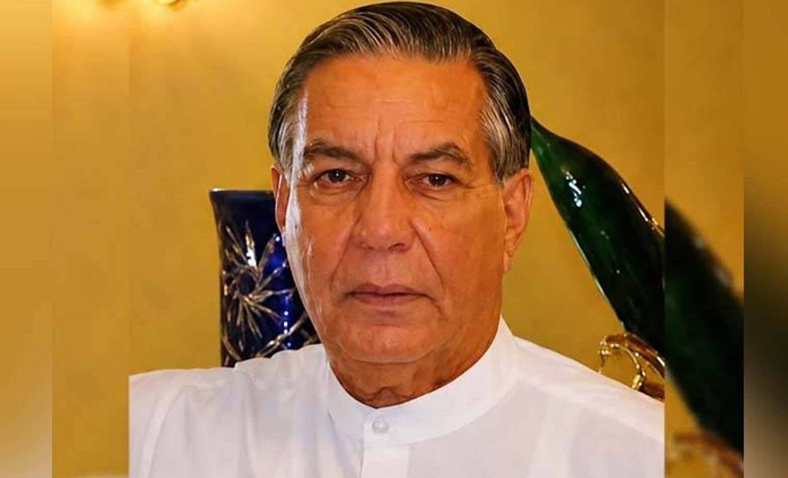 شیر افگن